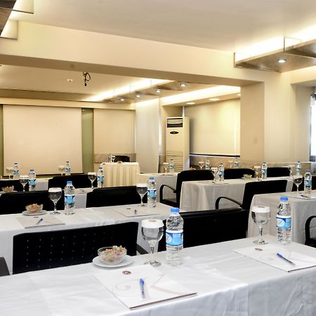 Kaya Prestige Oteli Izmir Exterior photo