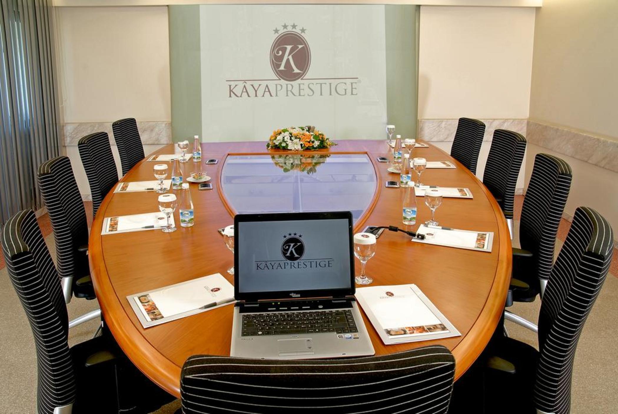 Kaya Prestige Oteli Izmir Exterior photo