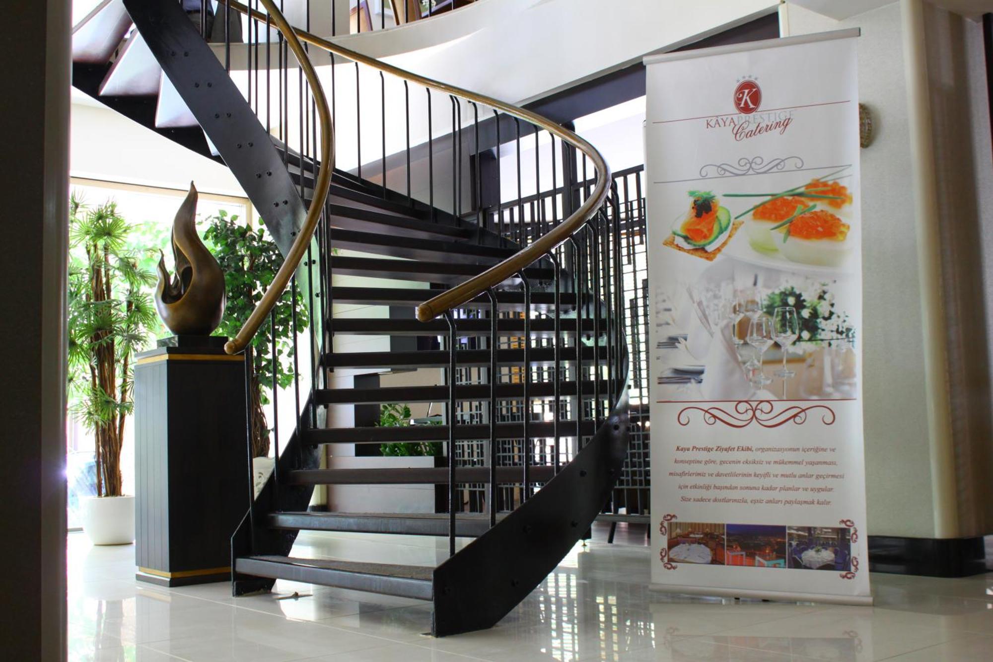 Kaya Prestige Oteli Izmir Exterior photo